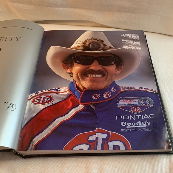 NASCAR Winston Cup Series 25th Anniversary Hardcover Book - Picture 3 of 6